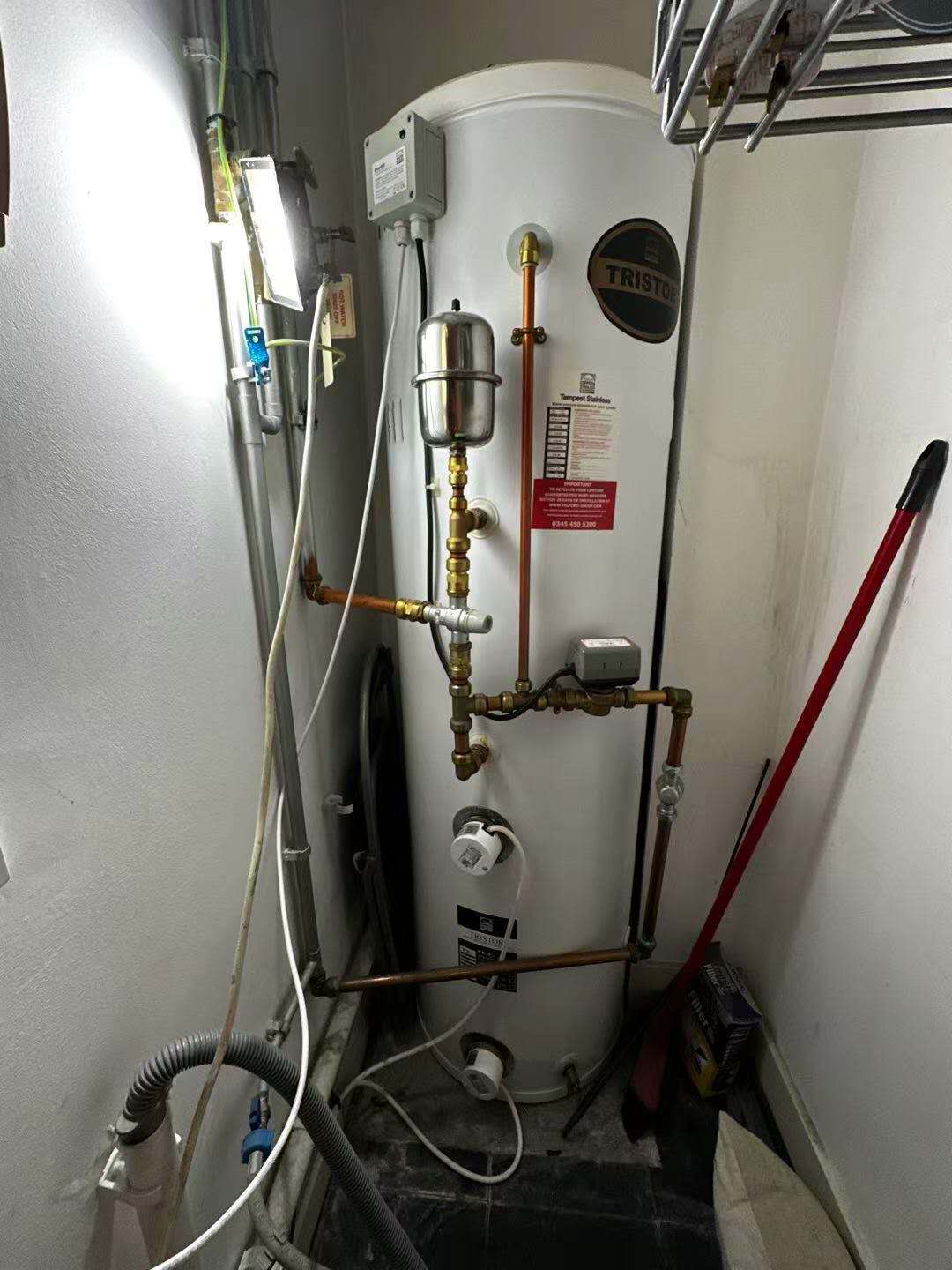 Electrical installations for garden lighting